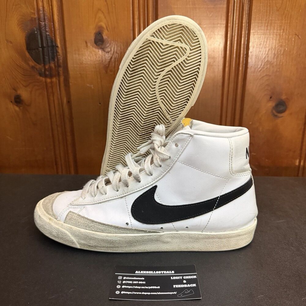 Nike Blazer Mid/Hightop White 77 Size 9.5 Men Lace Up Sneakers BQ6806-100